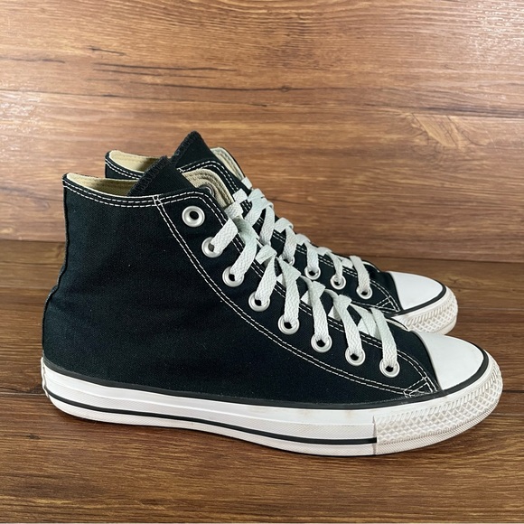 Converse Shoes - Converse High Top Sneakers Lace Up Shoes Women’s Size 9